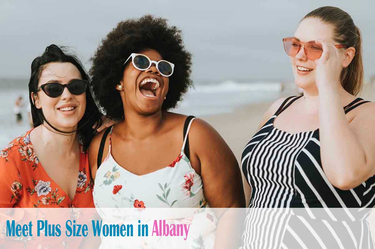 Find plus size women in Albany
