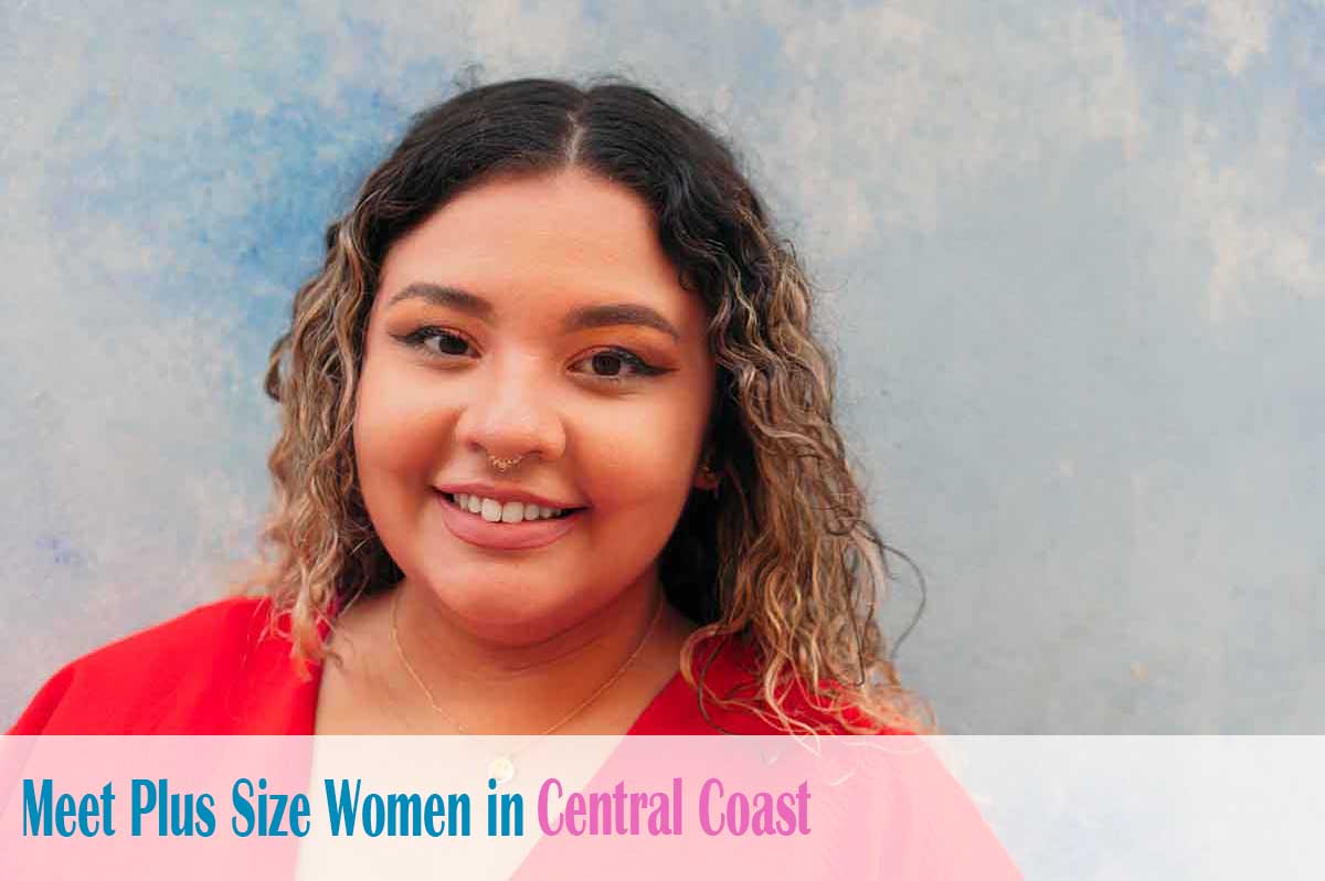 Find plus size women in Central Coast