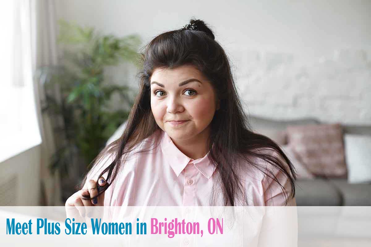 Find plus size women in  Brighton, ON