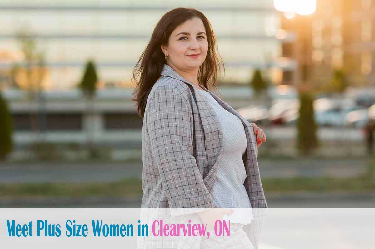 meet curvy women in  Clearview, ON