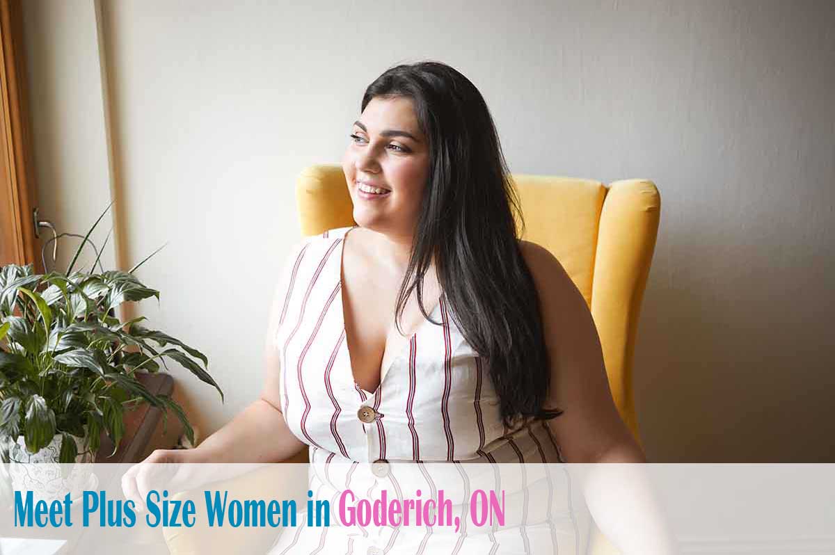 Find plus size women in  Goderich, ON