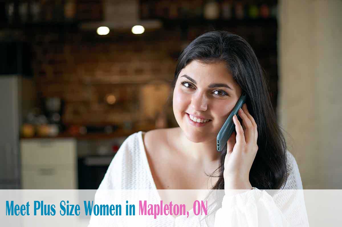 Find curvy women in  Mapleton, ON