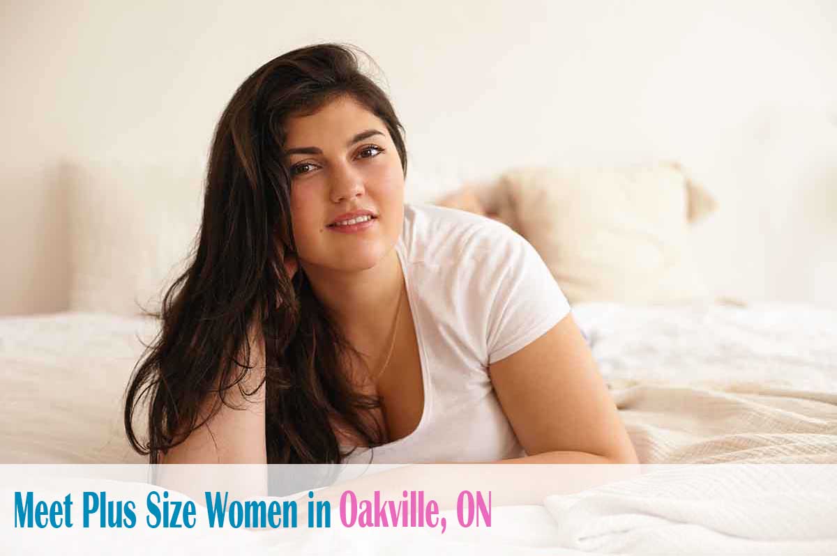 Find plus size women in  Oakville, ON