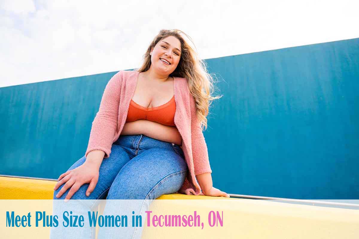 Find plus size women in  Tecumseh, ON