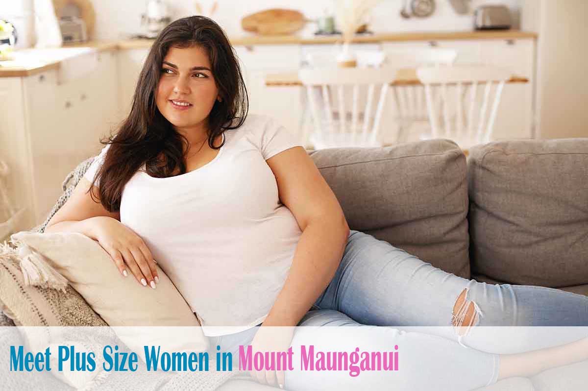 Find plus size women in Mount Maunganui