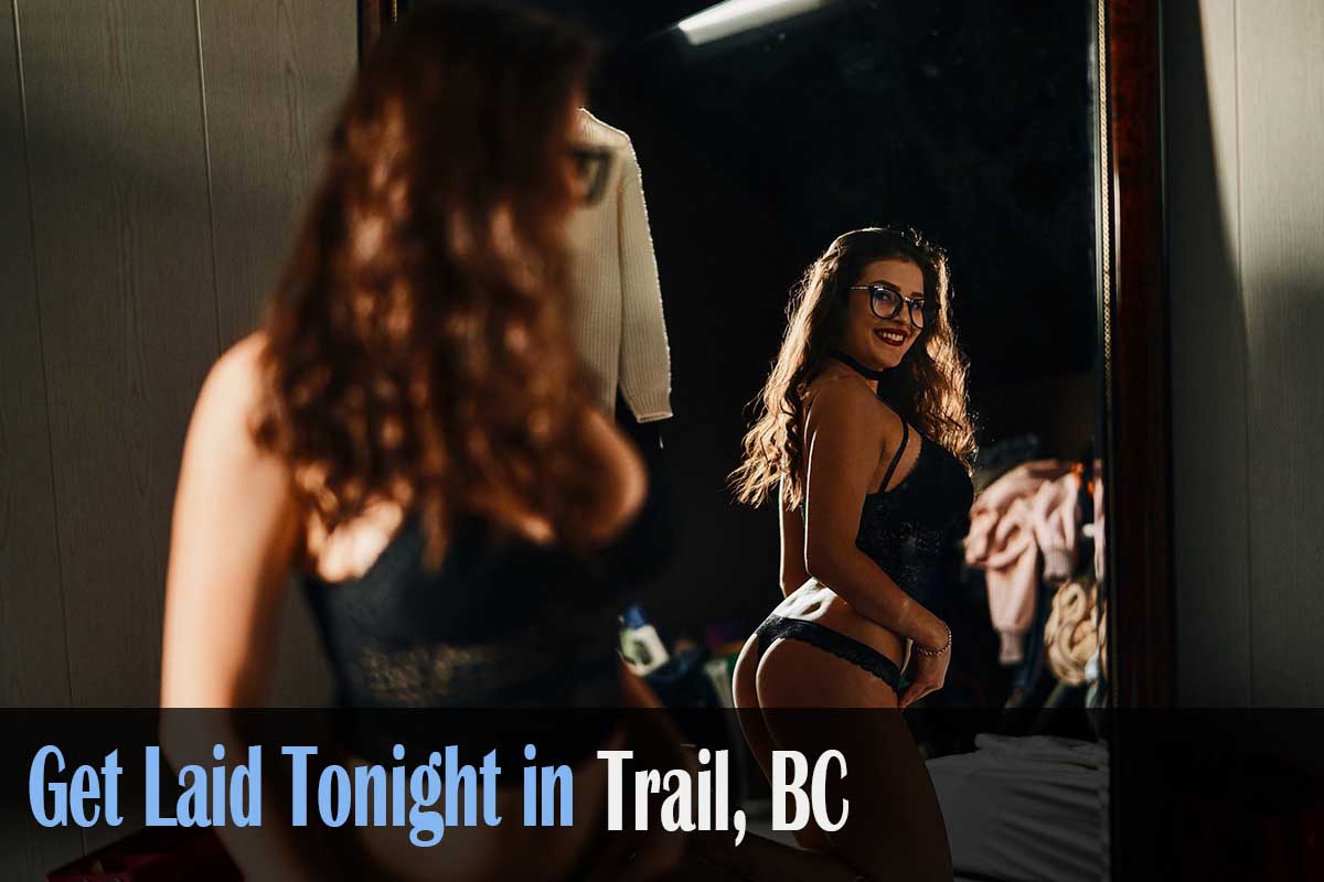 get laid in Trail