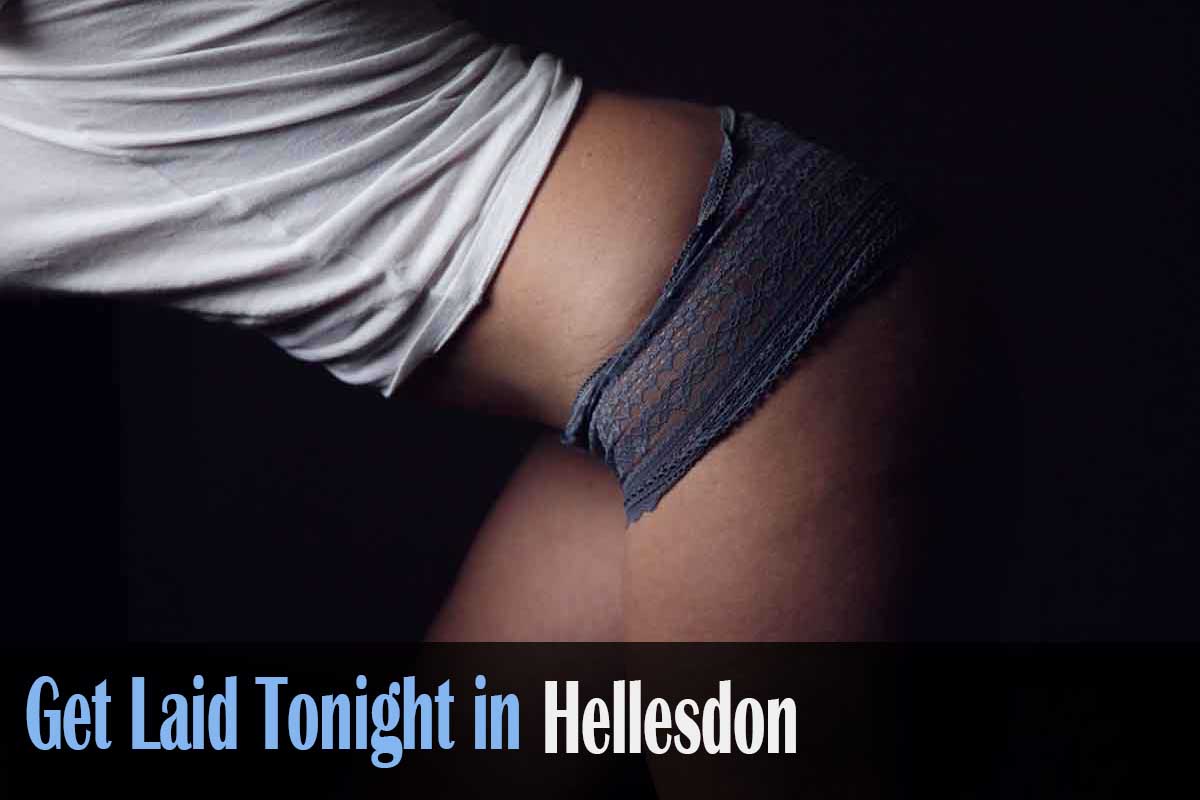 meet horny singles in Hellesdon