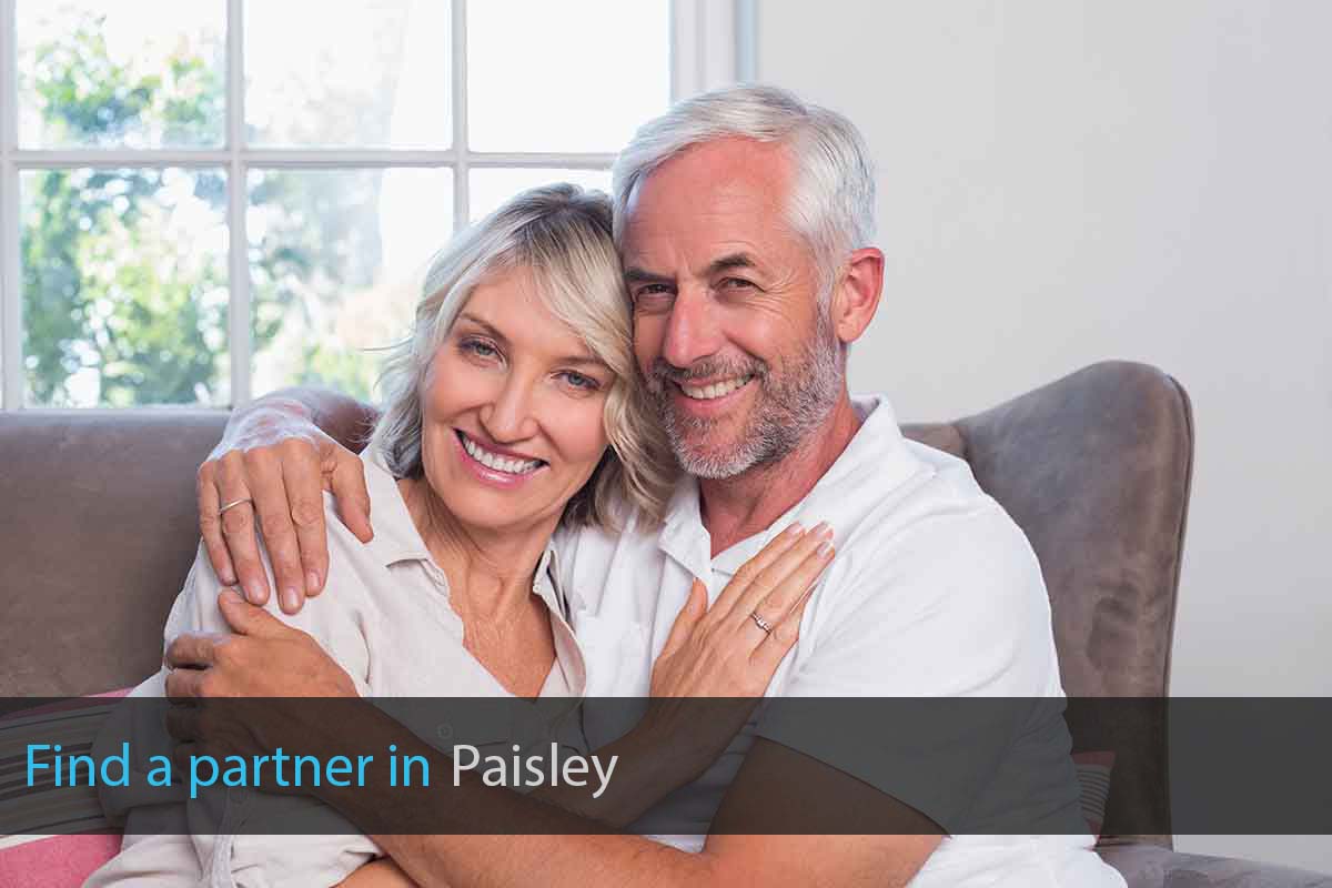 Find Single Over 50 in Paisley, Renfrewshire