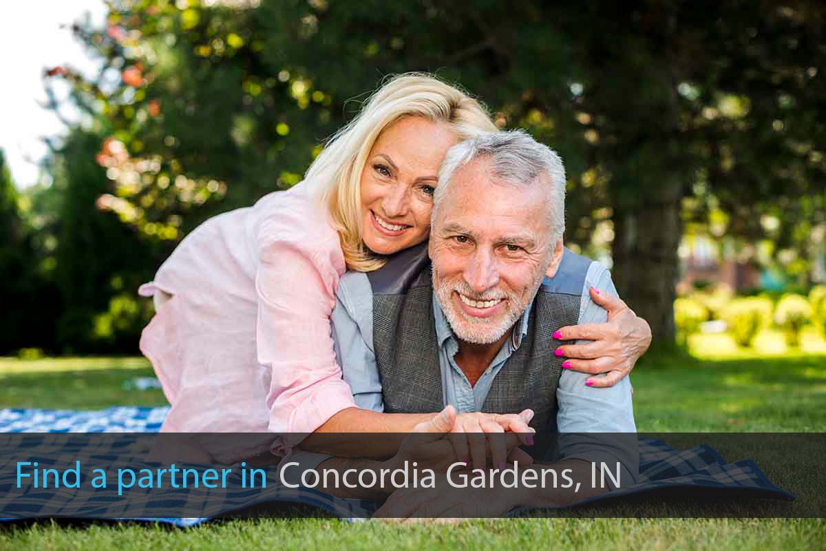 Meet Single Over 50 in Concordia Gardens, IN