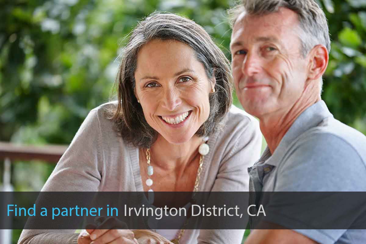 Find Single Over 50 in Irvington District, CA