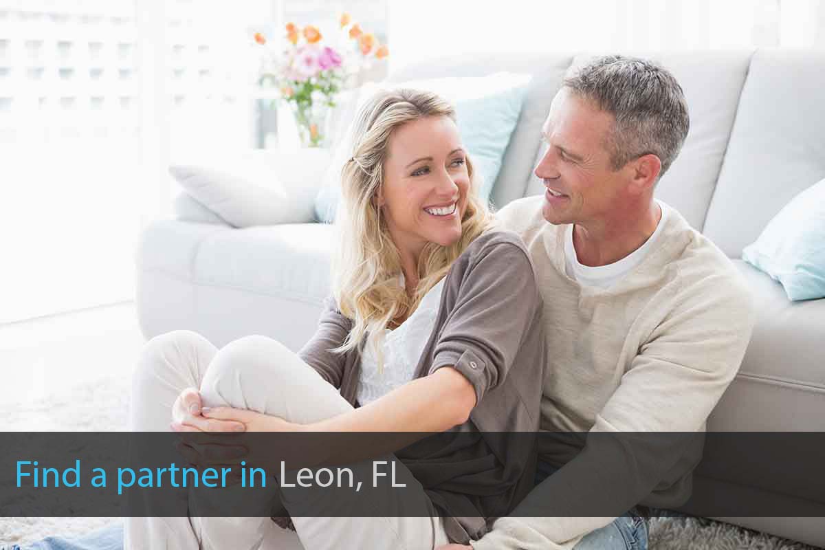Find Single Over 50 in Leon, FL