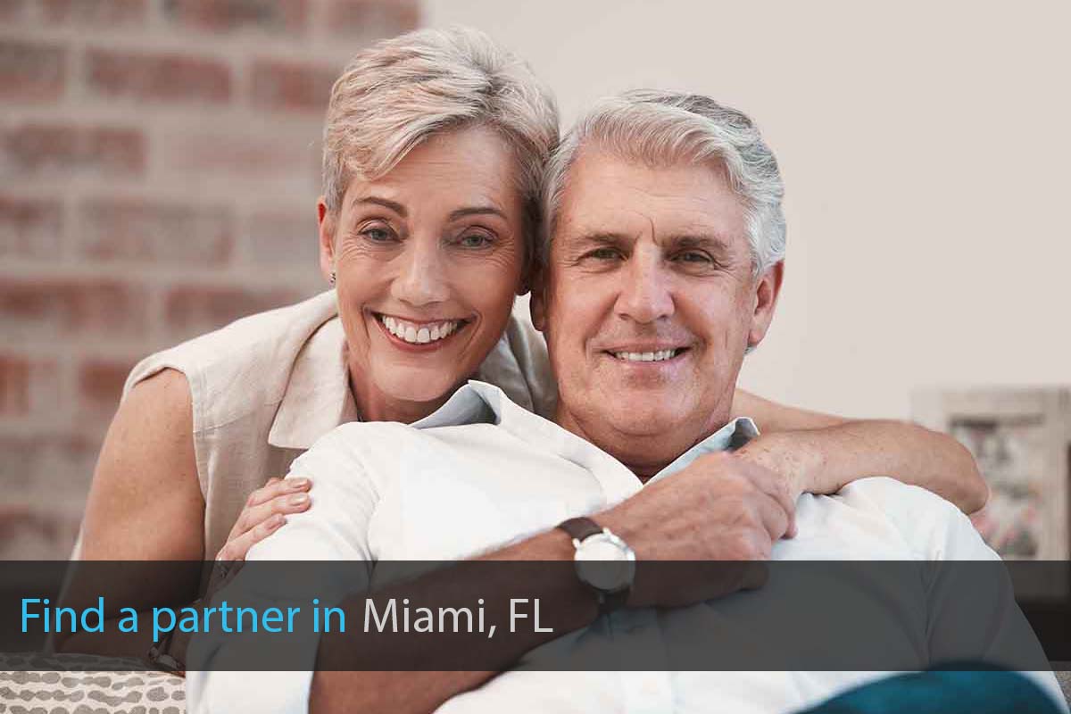 Meet Single Over 50 in Miami, FL
