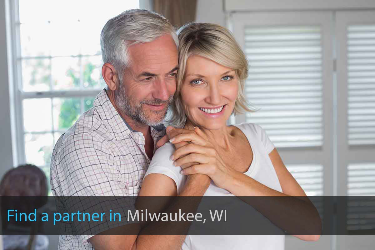 Meet Single Over 50 in Milwaukee, WI