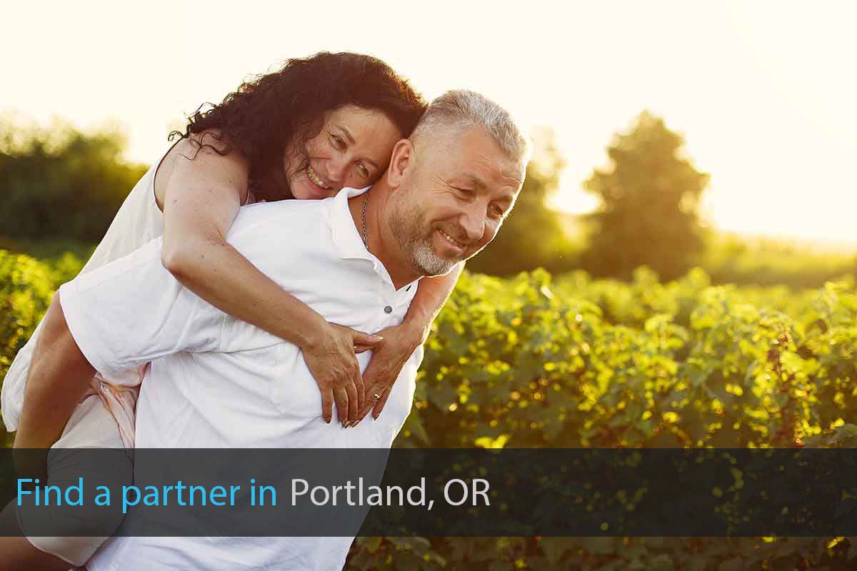 Find Single Over 50 in Portland, OR