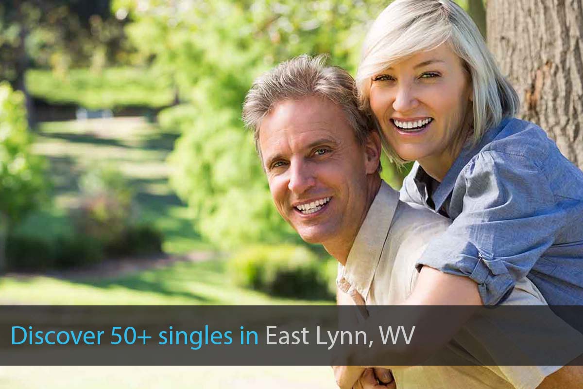 Meet Single Over 50 in East Lynn