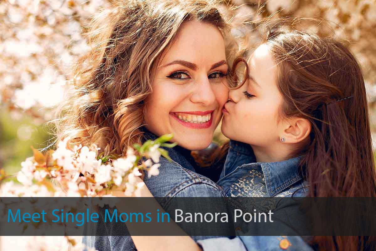 Find Single Moms in Banora Point