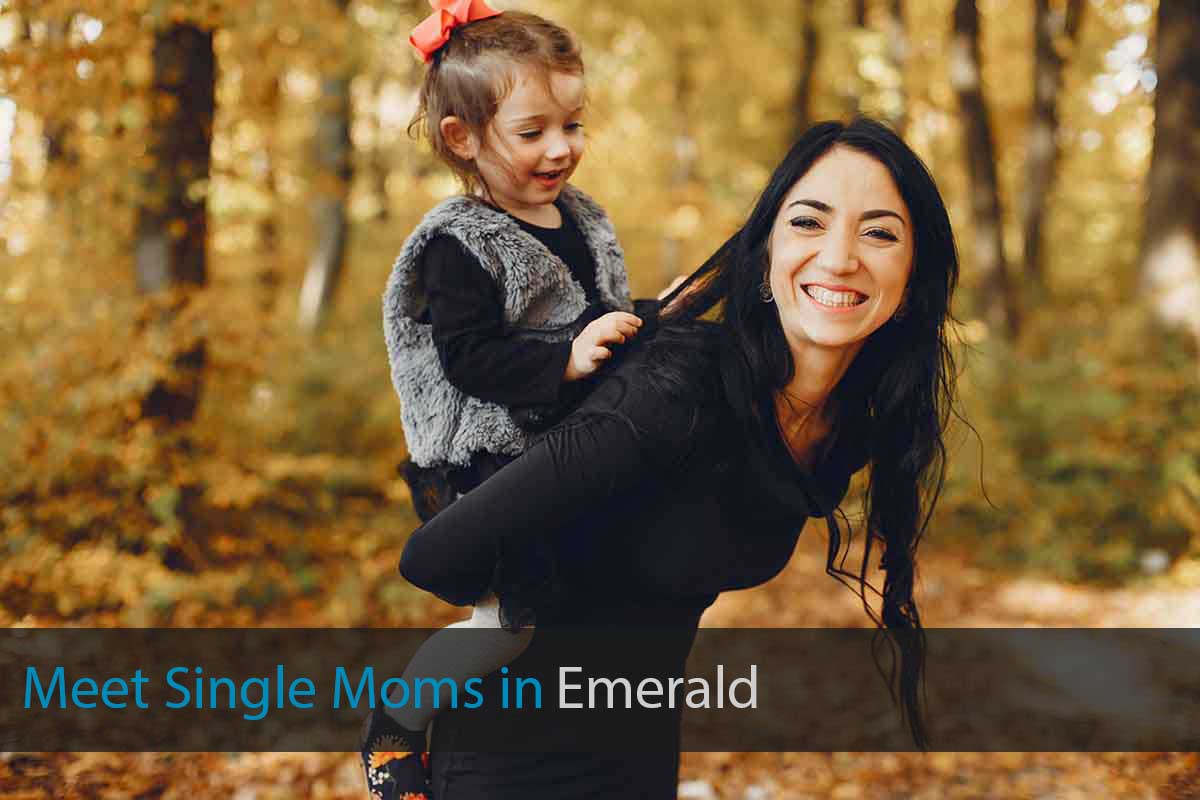 Find Single Moms in Emerald