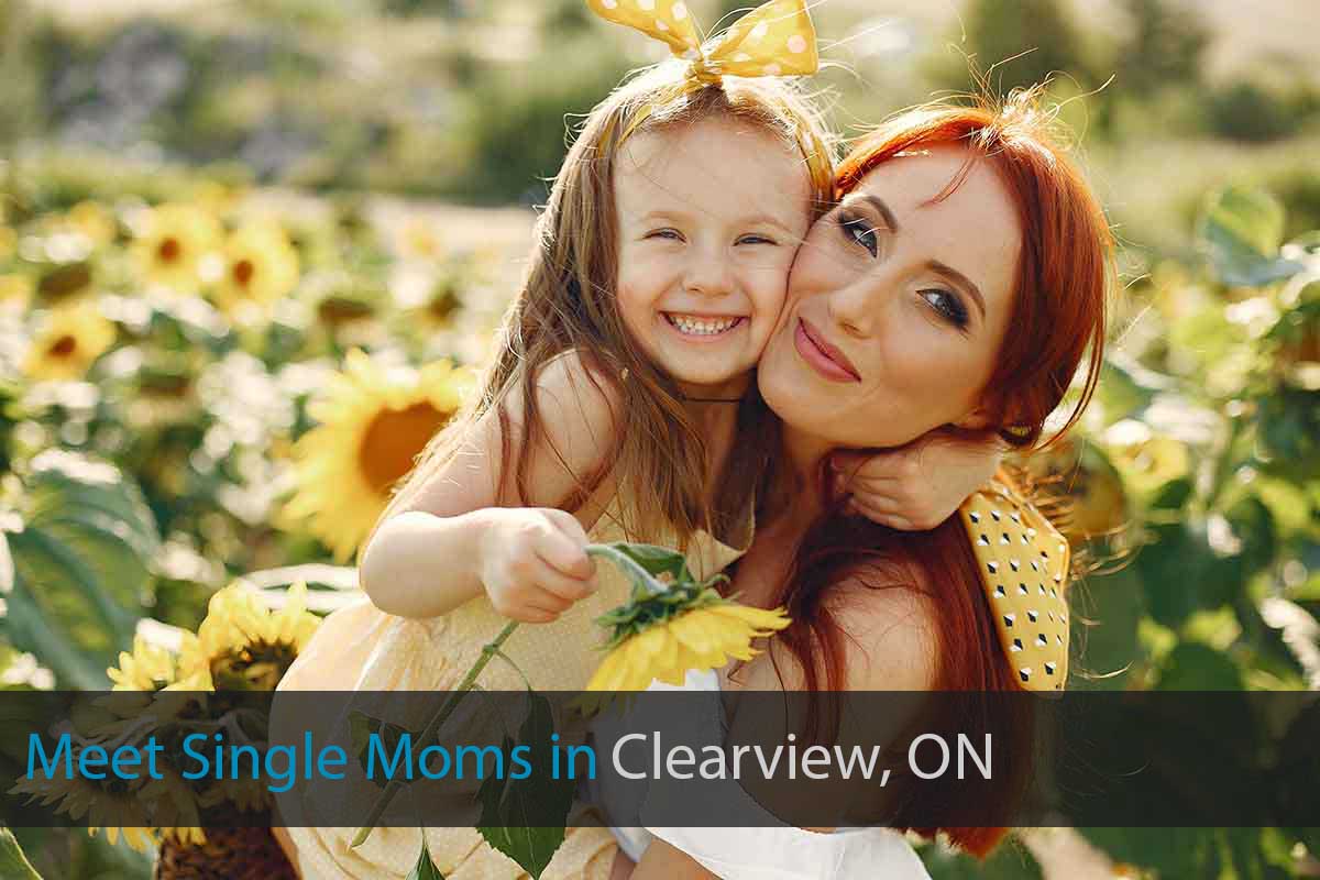 Find Single Moms in Clearview