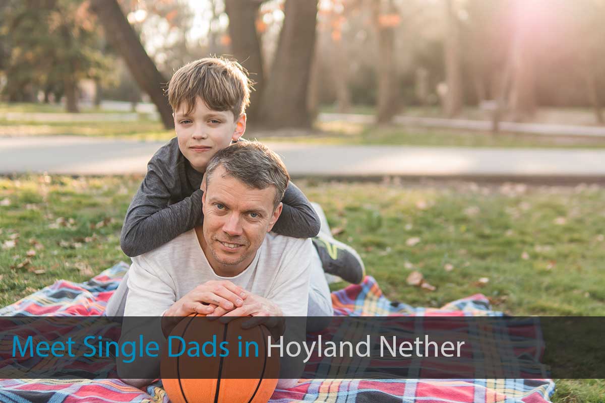Find Single Parent in Hoyland Nether, Barnsley