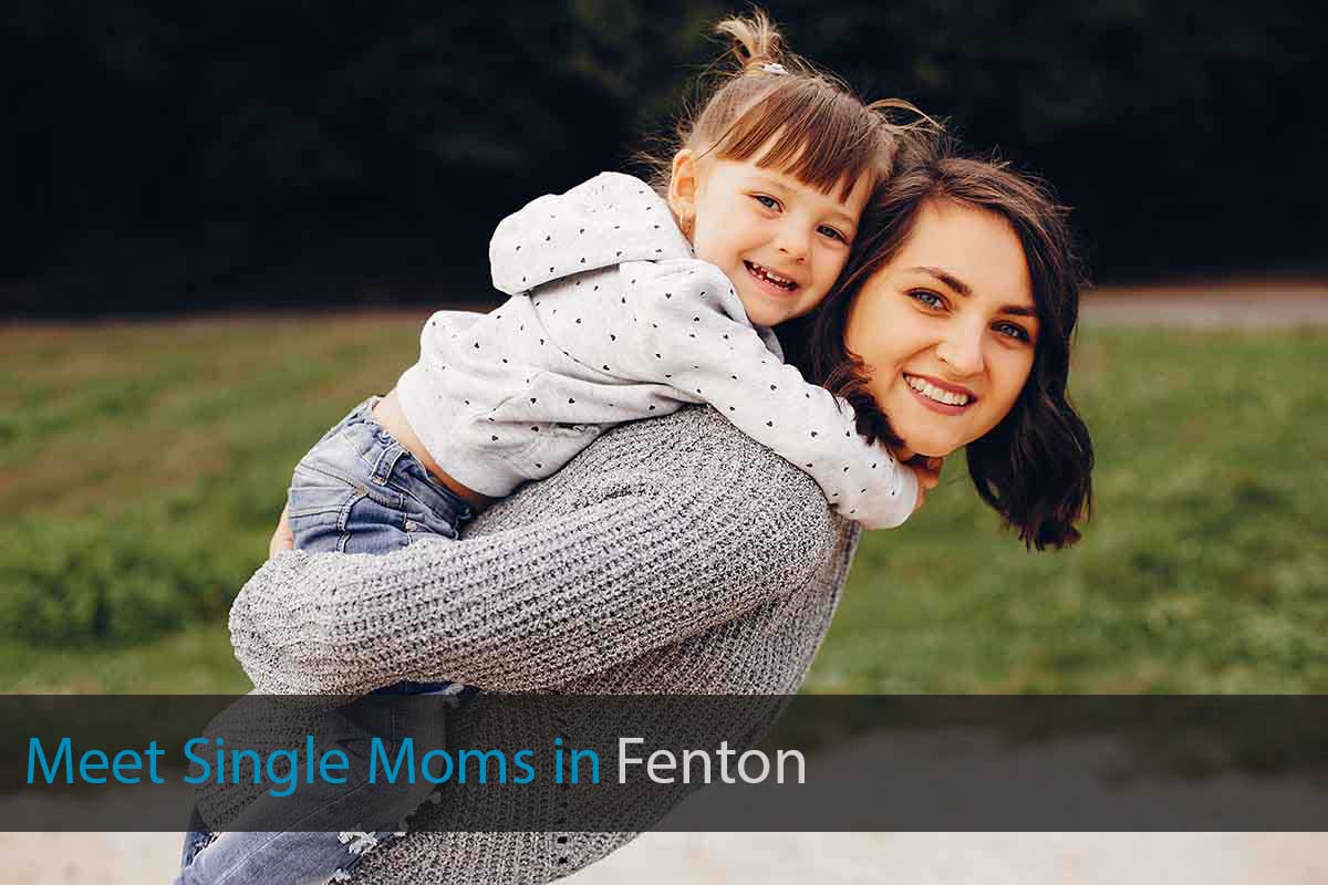 Meet Single Mother in Fenton, Stoke-on-Trent
