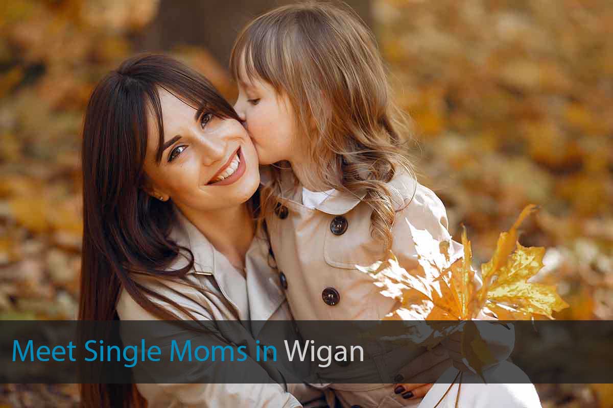 Find Single Mother in Wigan, Wigan