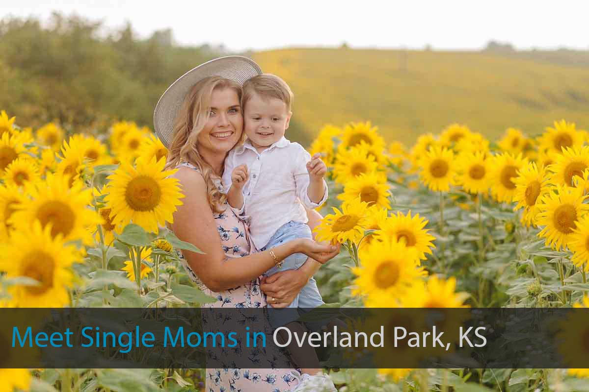 Find Single Mothers in Overland Park