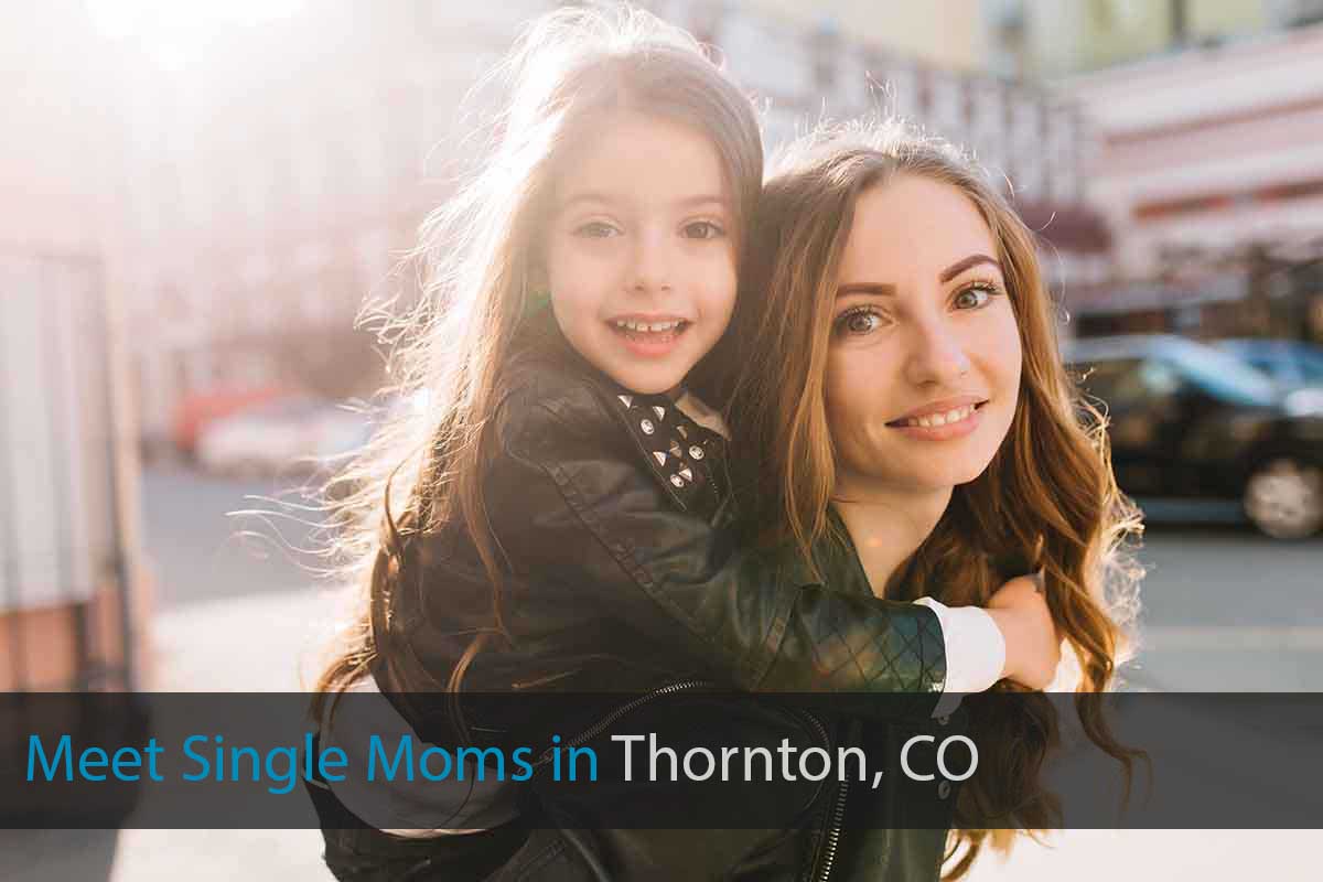 Find Single Mothers in Thornton