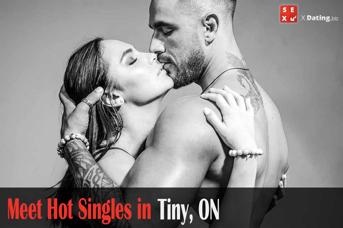 meet singles in Tiny, ON
