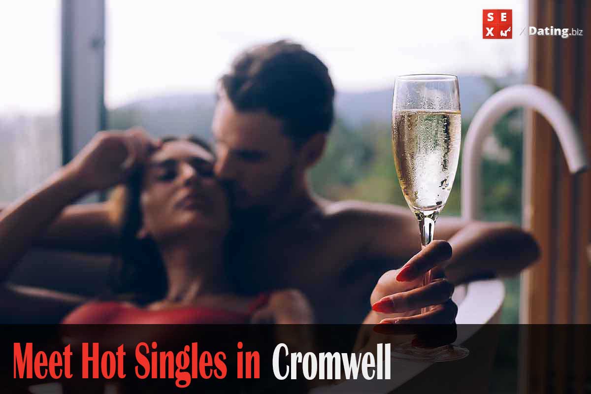 find hot singles in Cromwell