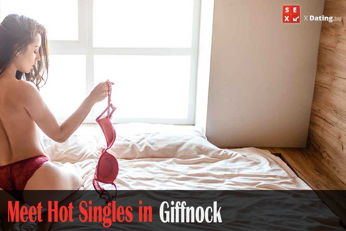 get laid in Giffnock