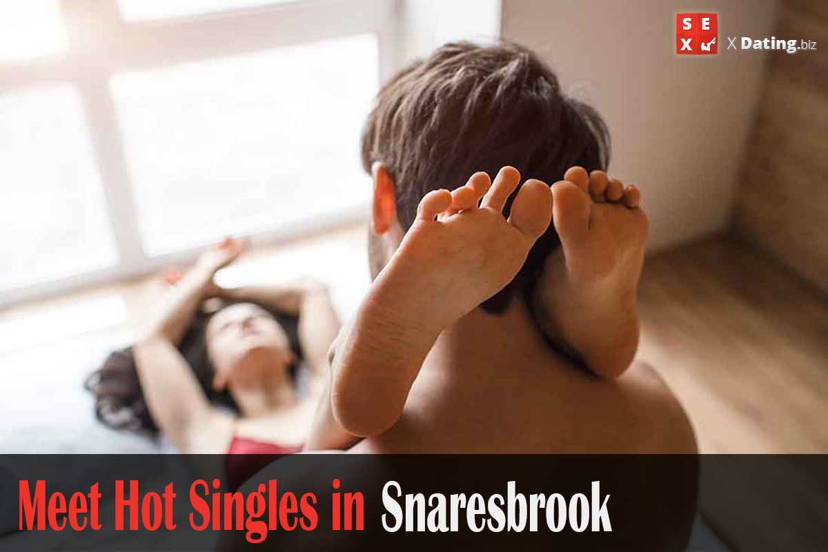 meet  singles in Snaresbrook